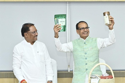 छत्तीसगढ़ की संस्कृति, स्वाद और स्वावलंबन की सोंधी महक से सजी जशप्योर ब्रांड के उत्पादों की केंद्रीय कृषि मंत्री शिवराज सिंह चौहान ने की सराहना