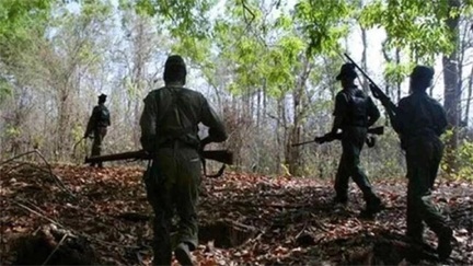 माओवादियों ने शांति वार्ता की बात कहकर बीजापुर में कर दी सोसायटी संचालक की हत्या माओवादियों ने शांति वार्ता की बात कहकर बीजापुर में कर दी सोसायटी संचालक की हत्या