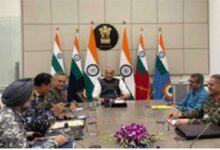 राजनाथ ने शीर्ष सैन्य अधिकारियों के साथ पश्चिमी सीमा पर सुरक्षा स्थिति की समीक्षा की