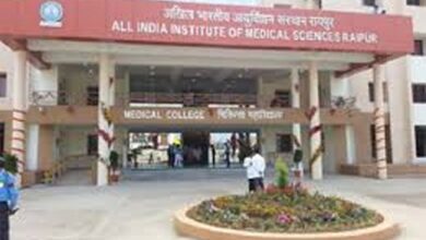 रायपुर AIIMS के डॉक्टर से महिला ने ठगे 46 लाख