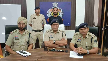 गोवा ट्रिप का झांसा देकर 70 लाख की ठगी,आरोपी गिरफ्तार गोवा ट्रिप का झांसा देकर 70 लाख की ठगी,आरोपी गिरफ्तार