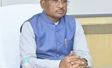 महासमुंद में बोर्ड परीक्षा परिणामों पर सख़्त रुख: मुख्यमंत्री ने जताई थी नाराजगी