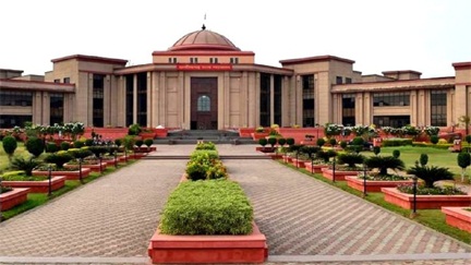 बलरामपुर में आरक्षक को कुचलकर मारा हाईकोर्ट ने लिया स्वतः संज्ञान में, खनिज सचिव और वन विभाग को नोटिस जारी बलरामपुर में आरक्षक को कुचलकर मारा हाईकोर्ट ने लिया स्वतः संज्ञान में, खनिज सचिव और वन विभाग को नोटिस जारी