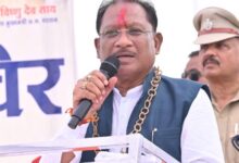 दलदली के जंगलों में गूंजा विकास का स्वर: मुख्यमंत्री साय के दौरे से वनांचल में पेयजल, आवास और जनकल्याण योजनाओं की पहुँची सौगात
