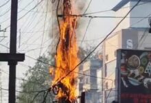 रायपुर में बिजली के खंभे में लगी आग