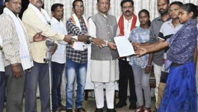 मुख्यमंत्री विष्णु देव साय से नक्सल हिंसा पीड़ितों के प्रतिनिधिमंडल ने की मुलाकात