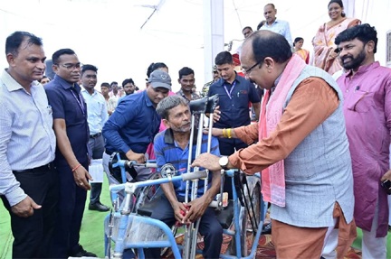 विष्णु के सुशासन में लोगों को अपनी समस्याओं के निराकरण का भरोसा : अरुण साव विष्णु के सुशासन में लोगों को अपनी समस्याओं के निराकरण का भरोसा : अरुण साव