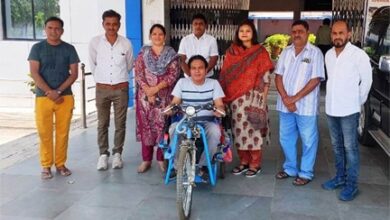 सुशासन तिहार : बैटरी चलित ट्रायसिकल मिलने से विकास की राह हुई आसान