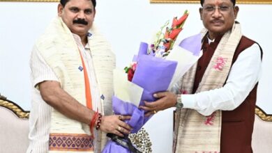मुख्यमंत्री विष्णु देव साय से केन्द्रीय कोयला एवं खान राज्य मंत्री सतीश चन्द्र दुबे ने की सौजन्य मुलाकात