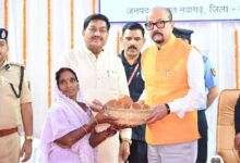 गोद लिए ग्राम टेमरी में राज्यपाल रमेन डेका का प्रेरक प्रवास – जनसंवाद, विकास और जनभागीदारी की मिसाल
