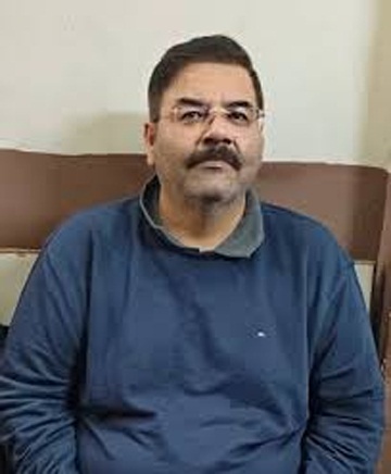 शराब घोटाला : विजय भाटिया गिरफ्तार शराब घोटाला : विजय भाटिया गिरफ्तार