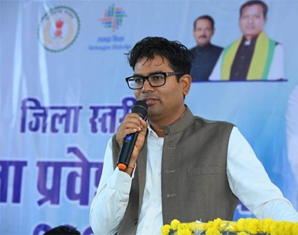 व्यवहारिक ज्ञान और जीवनोपयोगी स्किल्स ही सफलता की कुंजी: वित्त मंत्री चौधरी व्यवहारिक ज्ञान और जीवनोपयोगी स्किल्स ही सफलता की कुंजी: वित्त मंत्री चौधरी