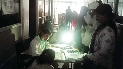 सिम्स की OPD में बिजली गुल होने से बढ़ी परेशानी