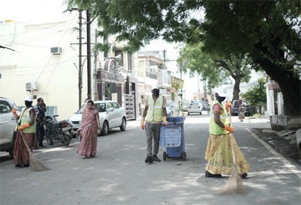 शहरी स्वच्छता में छत्तीसगढ़ की लंबी छलांग, स्वच्छता सर्वे में शामिल 169 में से 115 शहरों ने सुधारी अपनी रैंकिंग शहरी स्वच्छता में छत्तीसगढ़ की लंबी छलांग, स्वच्छता सर्वे में शामिल 169 में से 115 शहरों ने सुधारी अपनी रैंकिंग