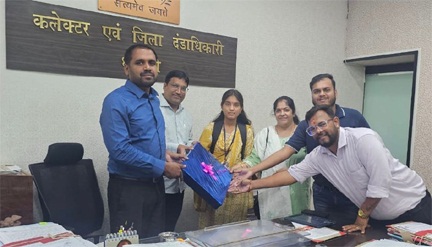 ऐश्वर्या की शिक्षा की राह अब होगी और आसान ऐश्वर्या की शिक्षा की राह अब होगी और आसान