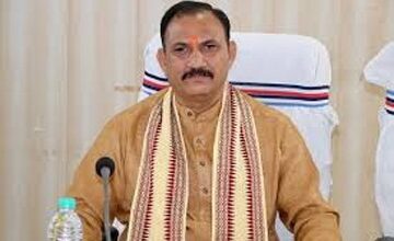 स्वास्थ्य मंत्री के सुझाव पर छत्तीसगढ़ स्टेट फार्मेसी कॉउन्सिल ने फीस वृद्धि का निर्णय लिया वापस