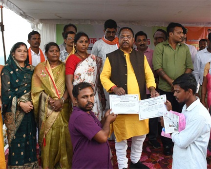 किसानो के हित में निरंतर कार्य कर रही है राज्य सरकार: मंत्री रामविचार नेताम