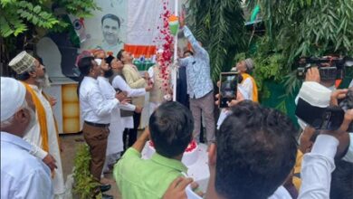 डाॅ.सलीम राज ने कार्यालय, छ.ग.राज्य वक्फ बोर्ड व अन्य वक्फ संस्थानों पर किया ध्वजारोहण