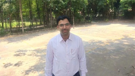 ‘ट्रैफिक मैन’ महेश मिश्रा को स्वतंत्रता दिवस पर मिलेगा राष्ट्रपति पदक ‘ट्रैफिक मैन’ महेश मिश्रा को स्वतंत्रता दिवस पर मिलेगा राष्ट्रपति पदक