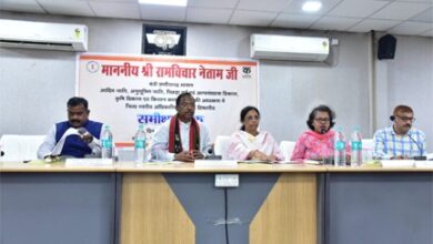 आश्रम-छात्रावासों की व्यवस्था को दुरुस्त कर बच्चों को उपलब्ध कराएं बेहतर माहौल: मंत्री राम विचार नेताम