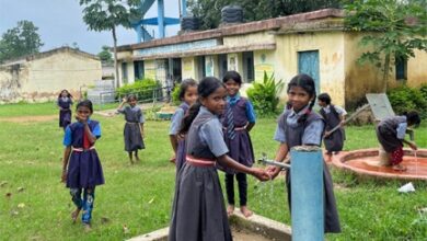 ग्राम सिरियाखोह के शालाओं और आँगनबाड़ी केन्द्र में एफएचटीसी कनेक्शन से शुरू हुई स्वच्छ जल की आपूर्ति