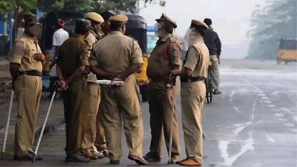पुलिसकर्मियों पर गबन का आरोप पुलिसकर्मियों पर गबन का आरोप