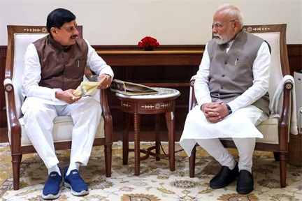 प्रधानमंत्री नरेन्द्र मोदी को मध्यप्रदेश आने का निमंत्रण प्रधानमंत्री नरेन्द्र मोदी को मध्यप्रदेश आने का निमंत्रण