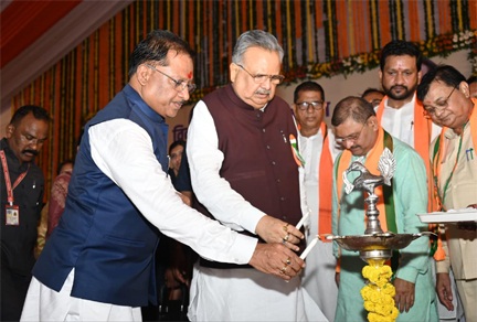 मुख्यमंत्री विष्णुदेव साय का संकल्प – विकास का अधूरा सपना अब होगा पूरा, खैरागढ़-छुईखदान-गंडई जिले में अधोसंरचना विकास को मिलेगी नई रफ्तार