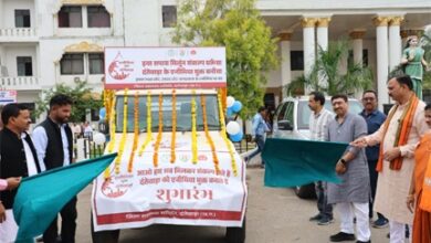 स्वास्थ्य मंत्री श्याम बिहारी जायसवाल ने दंतेवाड़ा में एनीमिया मुक्त रथ को हरी झंडी दिखाकर किया शुभारंभ