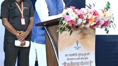 हास्य कवि डॉ. दुबे अपनी हँसती-गुदगुदाती कविताओं के माध्यम से सदैव रहेंगे हमारे बीच जीवित – मुख्यमंत्री विष्णु देव साय
