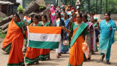 हर घर तिरंगा अभियान में गूंजा देशभक्ति का संदेश – बिहान दीदियों ने निकाली तिरंगा रैली