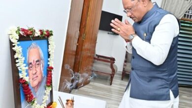 मुख्यमंत्री साय ने अटल बिहारी वाजपेयी की पुण्यतिथि पर उन्हें किया नमन