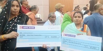 पक्का आशियाना मिलने से खिले चेहरे