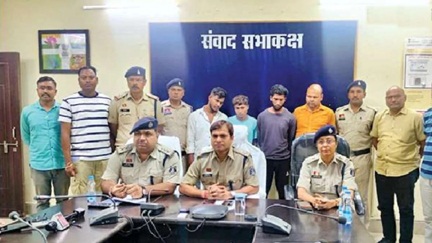 जीजा ने हेमचंद को मारने के लिए दी सुपारी, साले ने हेमप्रसाद को मार डाला, 4 गिरफ्तार जीजा ने हेमचंद को मारने के लिए दी सुपारी, साले ने हेमप्रसाद को मार डाला, 4 गिरफ्तार