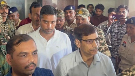 चैतन्य बघेल की मुश्किलें बढ़ीं, ED के बाद EOW का शिकंजा चैतन्य बघेल की मुश्किलें बढ़ीं, ED के बाद EOW का शिकंजा