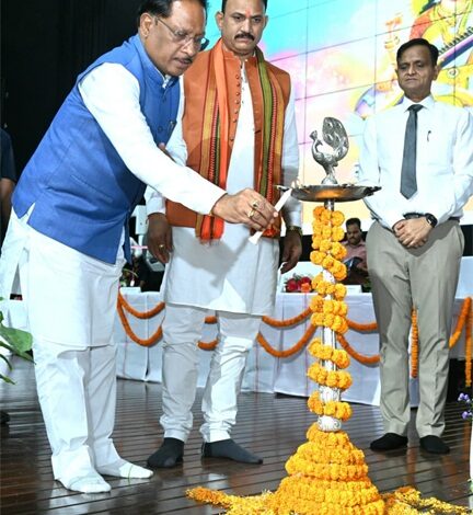 मुख्यमंत्री विष्णु देव साय ने किया एरोकॉन 2025 का शुभारंभ, कैंसर उपचार और शोध में मिलेगी नई दिशा