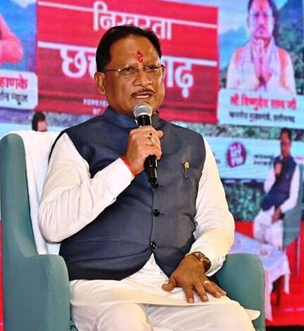 प्रदेश में नक्सलवाद समाप्त कर गढ़ेगें विकास की राह: मुख्यमंत्री विष्णुदेव साय