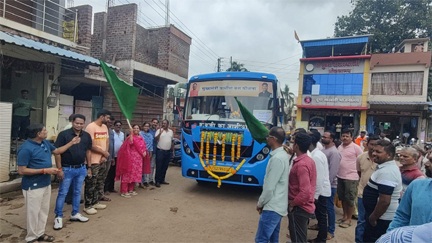 मुख्यमंत्री ग्रामीण बस योजना से जुड़ेगा ग्रामीण अंचल मुख्यमंत्री ग्रामीण बस योजना से जुड़ेगा ग्रामीण अंचल