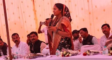 मंत्री लक्ष्मी राजवाड़े ने लांजित में जलाशय जीर्णाेद्धार कार्य का किया भूमिपूजन मंत्री लक्ष्मी राजवाड़े ने लांजित में जलाशय जीर्णाेद्धार कार्य का किया भूमिपूजन