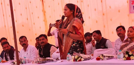 मंत्री लक्ष्मी राजवाड़े ने लांजित में जलाशय जीर्णाेद्धार कार्य का किया भूमिपूजन