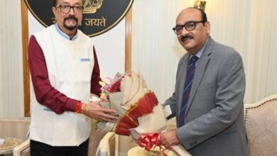 राज्यपाल रमेन डेका से नव नियुक्त मुख्य सचिव ने सौजन्य भेंट की