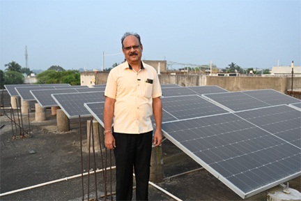 बिजली बिल से राहत, देवाशीष तिवारी को मिली बड़ी सुविधा बिजली बिल से राहत, देवाशीष तिवारी को मिली बड़ी सुविधा