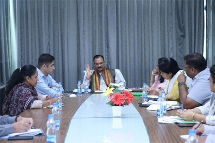 स्वास्थ्य मंत्री श्याम बिहारी जायसवाल ने की विभागीय योजनाओं की समीक्षा स्वास्थ्य मंत्री श्याम बिहारी जायसवाल ने की विभागीय योजनाओं की समीक्षा