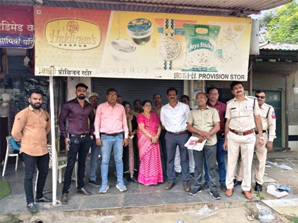 हाउसिंग बोर्ड की दुकानों से अवैध कब्ज़ा हटाया गया