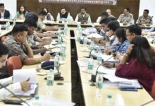 अपर मुख्य सचिव गृह ने ली एलडब्ल्यूई जिलों में विकास कार्यों और शासकीय योजनाओं के क्रियान्वयन की समीक्षा बैठक