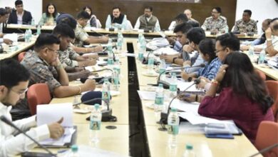 अपर मुख्य सचिव गृह ने ली एलडब्ल्यूई जिलों में विकास कार्यों और शासकीय योजनाओं के क्रियान्वयन की समीक्षा बैठक