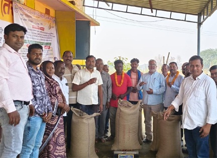 प्रदेश के सभी किसानों को धान खरीदी केंद्र में दी जा रही है सभी बुनियादी सुविधाएं