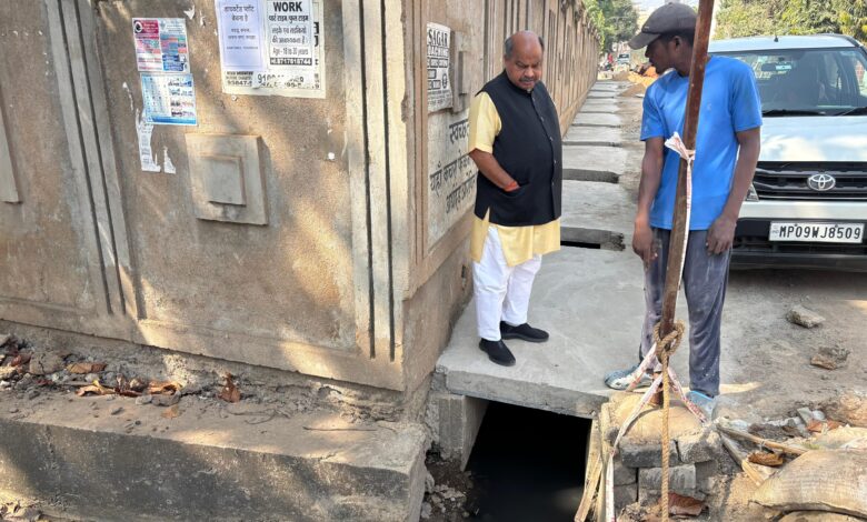 स्वच्छ और सुगम गायत्री नगर की दिशा में विधायक पुरंदर मिश्रा का ठोस कदम