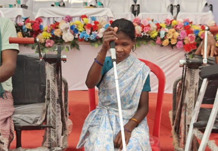 सुशासन की रोशनी से संवर रहे हैं जीवन : नेत्रहीन इंद्राणी की राह पहले से हुई आसान