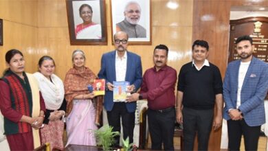 राज्यपाल डेका से विवेकानंद केन्द्र के पदाधिकारियों ने की सौजन्य भेंट